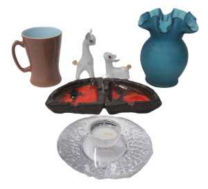 Lot 233 - Group Lot Modernist Items - incl Triangular Trudi Fry Ashtrays, Orrefo