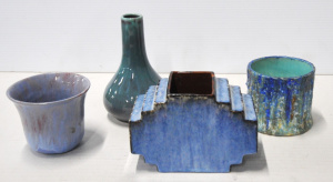 Lot 306 - 4 x pieces vintage c192030s Art Pottery - small German Richard Mutz Gi