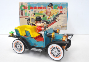 Lot 345 - Boxed 1960s TN (Nomura) boperated mystery action Old Fashioned Car - n