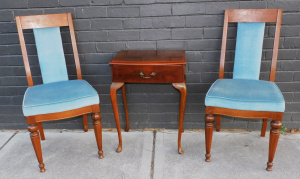 Lot 80 - 3 pces Furniture inc Queen Anne Style Bed side Table & Pair of Blue