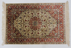 Lot 120 - Gordes Pure Silk Rug - Traditional Pattern - Cream, Maroon & Black