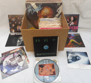 Lot 124 - Box Vinyl Records - LPs (all Taiwan pressings) and 7inch 45rpm singles