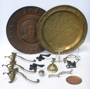 Lot 151 - Box Lot Brass & Metal Items - incl Brass Coat Hangers, Large Brass