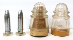 Lot 258 - 2 x Pairs Vintage Salt & Pepper Shakers - incl Power Pole Insulato