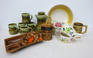 Lot 119 - Group lot of Retro Japanese China incl, Ramekins, smoker's stand, lidd