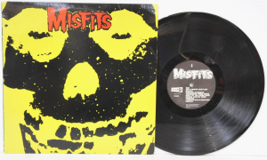 Lot 191 - 1988 The Misfits Vinyl LP Compilation Record , Released by Plan 9 Reco