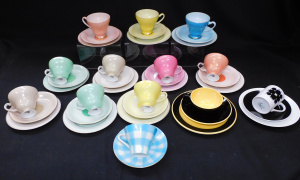 Lot 272 - Group lot of Mid Century & Vintage Trios inc Set of 10 Japanese Ha