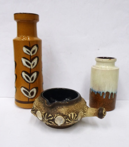 Lot 310 - 3 x Mid Century German West German Pottery items incl, Scheurich vas