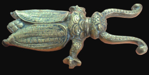 Lot 320 - Heavy Brass novelty Beetle-shaped Boot Pull, 25cm