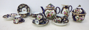 Lot 345 - Group lot Circa 1750 - 1770 Dr Wall Worcester Porcelain incl, tea pot,