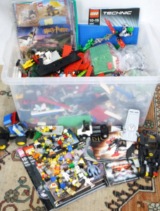 Lot 62 - Large Box Lot of LEGO - incl Batman, Technic Racers, Figures, etc