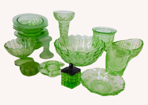 Lot 126 - Large group lot of Depression Green Glass inc, an Uranium Bagley rose