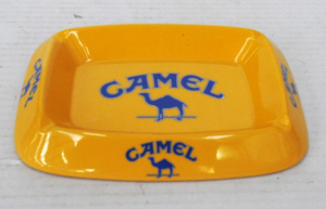 Lot 182 - Vintage Camel Cigarettes Rectangular melamine Ashtray - made in Italy