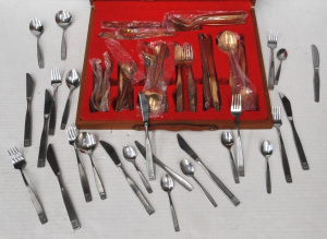 Lot 207 - Lot of Airline Branded Cutlery incl TAA , Australian Airlines , Thai A
