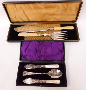 Lot 242 - 2 x Vintage Boxed Ornate Silverplate Serving ware inc Bread & Jam