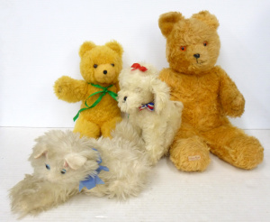 Lot 48 - 4 X Vintage Soft Toys in Australian Jakas large & smaller Teddy Bea