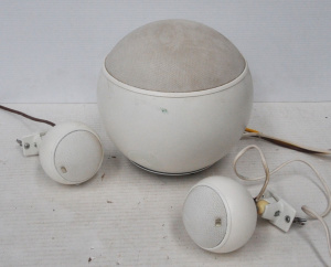 Lot 98 - Anthony Gallo Nucleus Micro Audio System Three Speaker Set w 2 x Satell