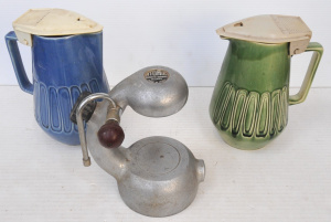 Lot 119 - 3 x Vintage Kitchen Items inc 2 x Ceramic Electric Jugs & Atomic E
