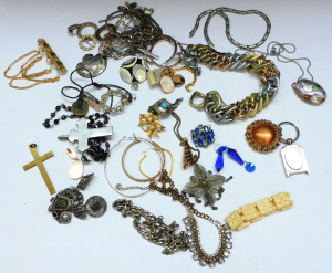 Lot 160 - Box vintage costume jewellery inc White metal filigree pendent, 1940s