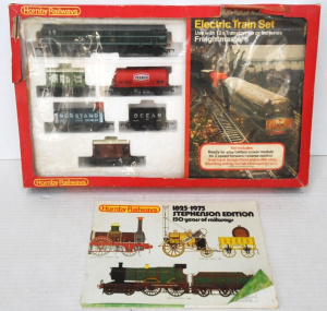 Lot 258 - Vintage Boxed Hornby HO Gauge Train set - Freight master - complete w