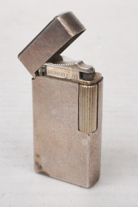 Lot 305 - Vintage Dunhill 70 Cigarette Lighter - AF, Lid not catching