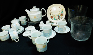 Lot 310 - Group Mid Century Scandinavian Ceramics & Glass inc Figgjo Coffee