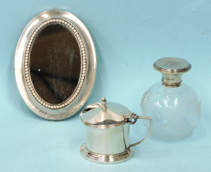 Lot 337 - 3 pces Birmingham Sterling silver af inc 1922 Oval Photo Frame - no s