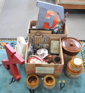 Lot 55 - Group Lot of Mixed Homeware & Assorted Items incl Glassware, Bendig