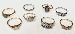 Lot 69 - 8x costume jewellery rings, various stones, with 5 boxes