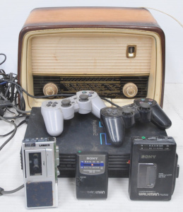 Lot 97 - Box Lot incl Sony Walkman, Loewe Opta Betta Mantle Radio & Sony Pla
