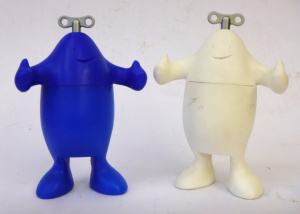Lot 212 - Pair of Vintage Alessi Peppino Salt & Pepper Grinders - White &