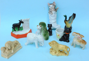 Lot 261 - Group lot Vintage Novelty ceramic animals inc Cat in sock wall pocket,