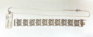 Lot 277 - 2 x pces Brutalist unmarked silver jewellery - block bracelet & pe