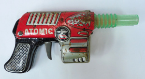 Lot 289 - Vintage c1950 - 60s Japanese Tin Toy Atomic Raygun - made by Nomura To