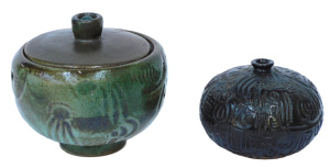 Lot 317 - 2 x AF Vintage John Gilbert Australian Studio Pottery items inc, a da