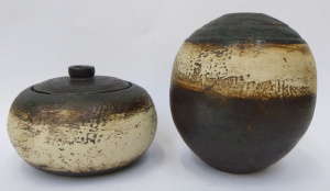 Lot 350 - 2 x Vintage John Gilbert Australian Studio Pottery items inc, a vase &