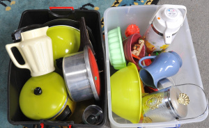Lot 31 - 2 x boxes - Retro & Vintage Kitchen items - bright Green Bessemer,