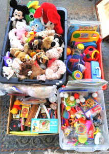 Lot 37 - 4 x boxes - Heaps Vintage & Modern Kids Toys - old Card games, Jigs
