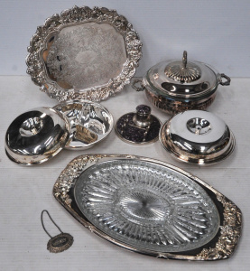 Lot 71 - Group lot Quality EPNS inc English Lidded divided serving bowls, Inkwel