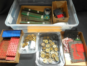 Lot 79 - Box assorted Meccano parts and spares, incl engine, wheels, etc