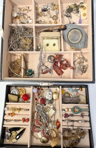 Lot 217 - Jewellery Box & costume jewellery - hatpins, brooches, rings, earr