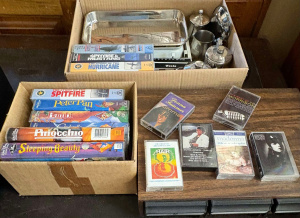 Lot 9 - Grp - Cassette box & cassettes, Jackson, Madonna, Janet Jackson, sca
