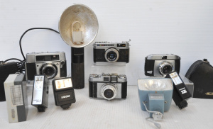 Lot 91 - Box Lot Good Quality Vintage Cameras & Accessories - 4 x Cameras va