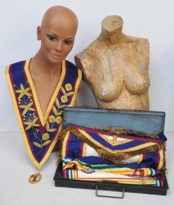 Lot 103 - Group Lot Mixed Vintage Items - incl 2 x Torsos & Boxed Masonic Re