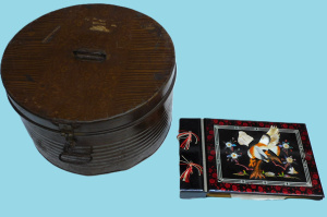 Lot 109 - 2 pces Vintage inc Large Metal Hat Box 50cm D & Oriental lacquer w