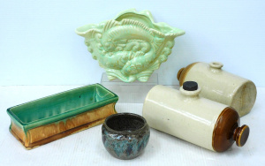 Lot 156 - Group lot of Australian Pottery inc VG Greenway Raised Fish Vase 19cm