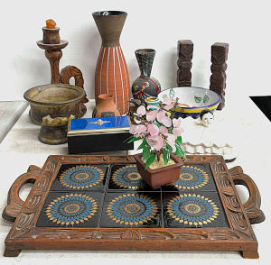 Lot 162 - Group lot retro ceramics, Patricia Were, Hegatis pottery, 70s dcor woo