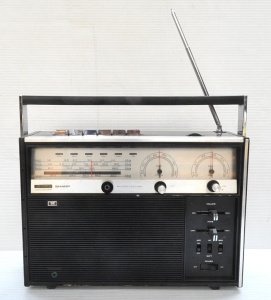 Lot 308.1 - Vintage Sharp portable SW & MW Radio - Model FV-17A