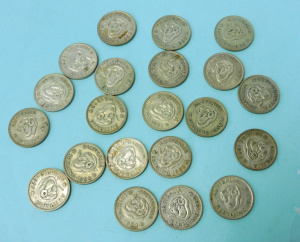 Lot 326 - Group lot - approx 21 x Australian Shilling Coins - all c1946 - 1964