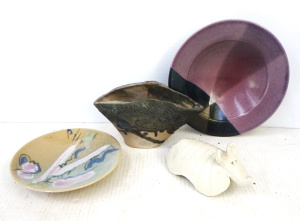 Lot 249 - Small lot - Australian Studio Pottery - Greg Hamilton New Wave Dish, F